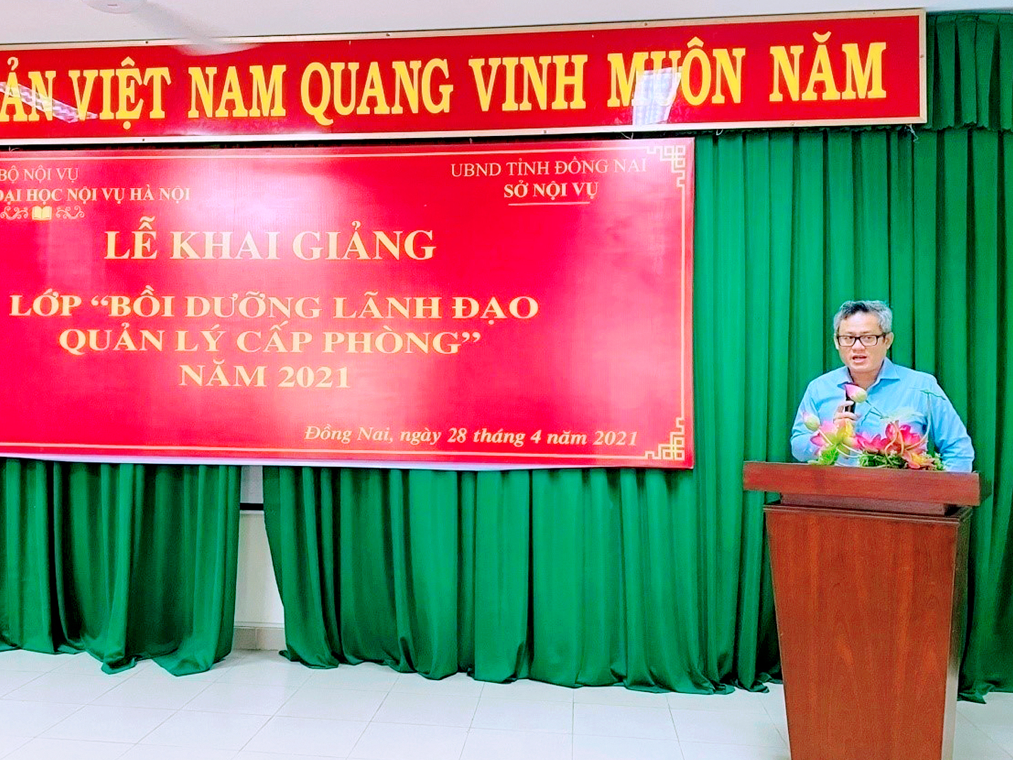 Ông Tạ Quang Trường - Phó Giám đốc Sở Nội vụ phát biểu chỉ đạo lớp học.jpg